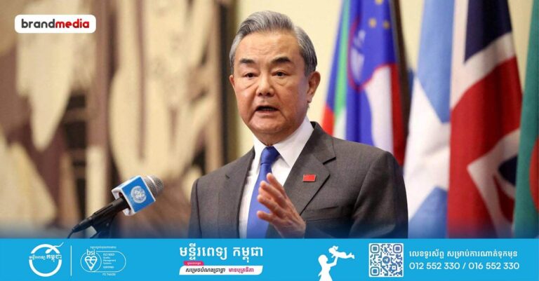 ចិន ចេញមុខគាំទ្រអាមេរិកជុំវិញកិច្ចព្រមព្រៀងជាមួយរុស្ស៉ី ខណៈដែលសម្ព័ន្ធមិត្តរបស់សហរដ្ឋអាមេរិកបានប្រមូលផ្តុំគ្នានៅខាង Zelenskiy