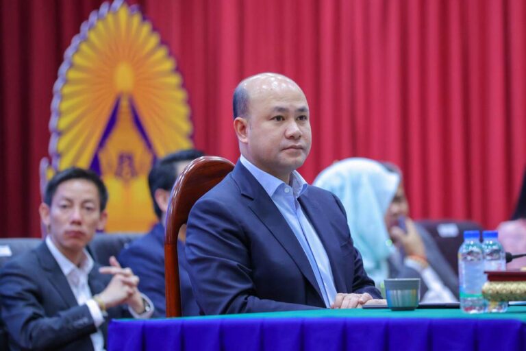 ឯកឧត្តម ហ៊ុន ម៉ានី៖ ទោះបីយើងទាំងអស់គ្នាលែងនៅ ប៉ុន្តែនិយាមប្រតិបត្តិ និងប្រព័ន្ធប្រឡង នឹងនៅបន្ត ដើម្បីផ្ដល់យុត្តិធម៌ តម្លាភាព និងសុក្រឹតភាពដល់បេក្ខជន។ នេះជាការប្ដេជ្ញាចិត្តរបស់ក្រសួងមុខងារសាធារណៈ និងក្រសួង ស្ថាប័នពាក់ព័ន្ធទាំងអស់ ក្នុងការប្រឡងប្រជែងជ្រើសរើសមន្ត្រី។